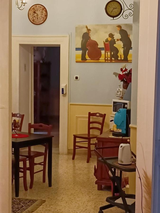 阿尔68迪卡沃尔广场酒店 那不勒斯 外观 照片